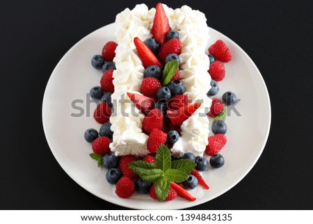 Mixed berry ice cream cake