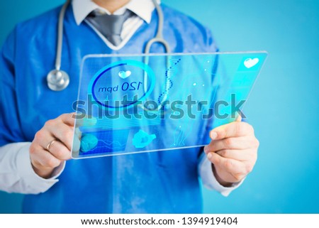 Doctor using modern futuristic medical technology
