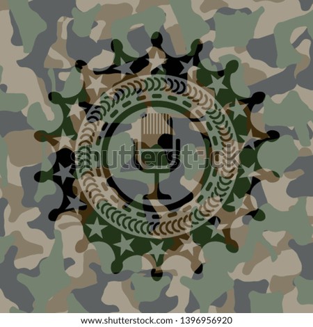 microphone icon on camouflage pattern