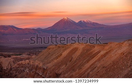 Ultra long exposure sunset at Licancabur 6000m volcano in Atacama from Mars Valley