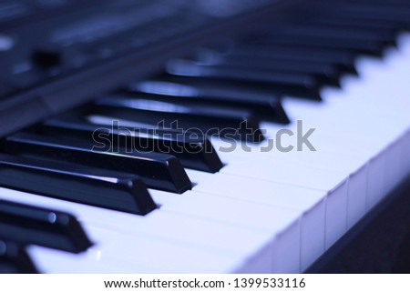 This shows the photo of a piano keyboard.