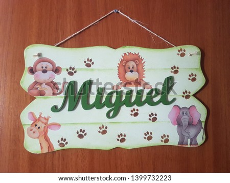 Children's plate to room writing Miguel