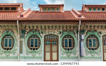 antique colonial houses in the district Little India - Singapore