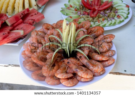 Beautiful arrangement of shrimp being served on a beach in El Nido, Palawan.