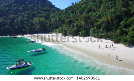 Jurubaiba Beach (Dentist) - Gipóia Island - Angra dos Reis - Rio de Janeiro - Brazil 