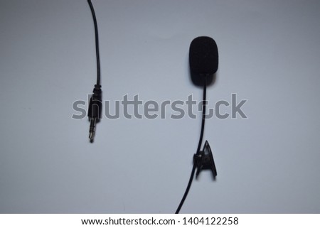 Mic for recording sound - External mic for smartphones and cameras. Technology