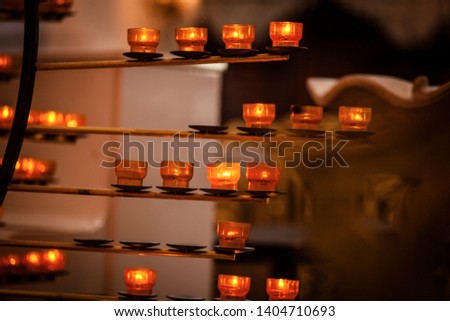 Church candles fires in Gamburg cathedral