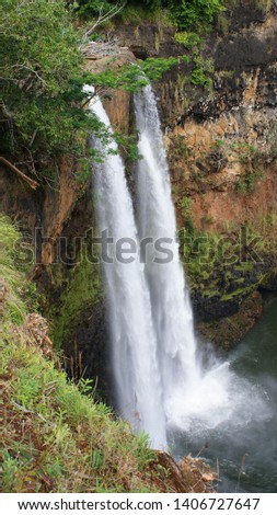 KAUAI, HAWAII (USA). A scenic overlook of Wailua Falls. Landscape and nature scenery. 