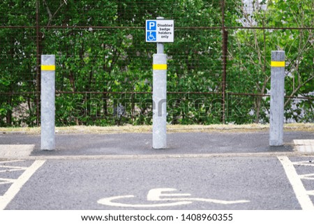 Accessible parking space for disabled driver sign