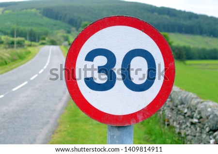 30 MPH speed limit sign in UK 