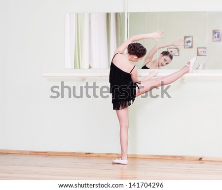 young dancer in a dance class