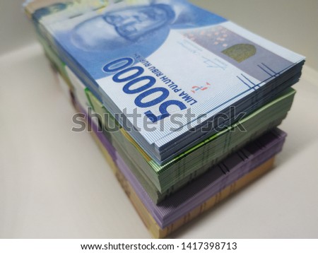The rupiah (Rp) is the official currency of Indonesia.