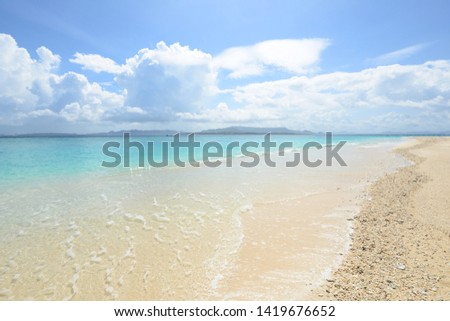 Picture of a beautiful beach in Okinawa.