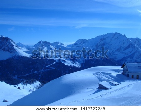 Sunny days on ski slopes in Italy