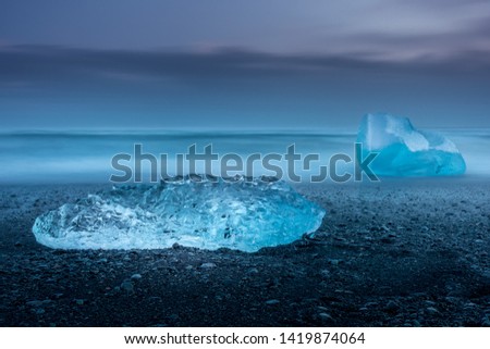 Jökulsárlón in Iceland is the perfect place to photograph icebergs and ice caves. 