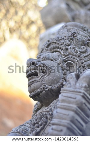 Dwarapala statue at the Balinese gate.