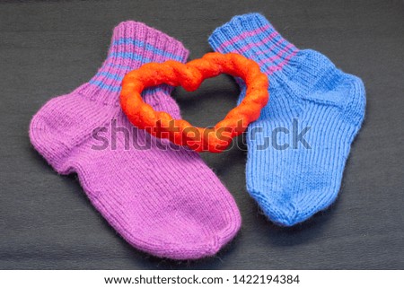 Knit socks multi-colored half-woolen men and women.