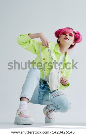 woman with pink hair makeup
