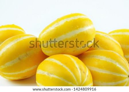 Fresh melon, Delicious melon isolated on color background