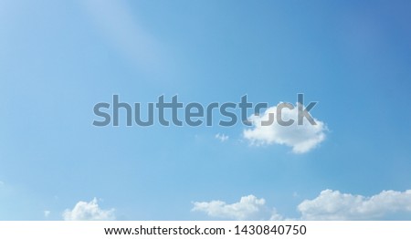 Blue sky background - Image