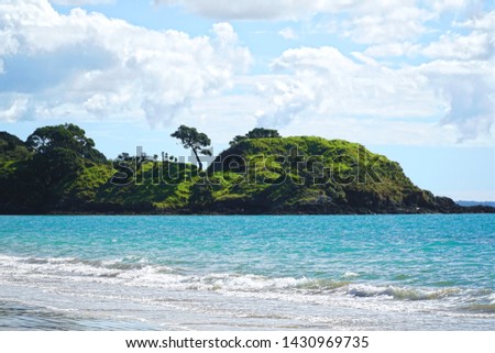 scenic landscape picture of a bay in the northland of new zealand