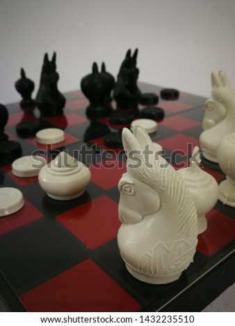 Thai Chess  black and white 
