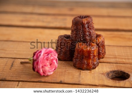 French pastry Caneles de bordeaux rum and vanilla flavor thick caramelized


