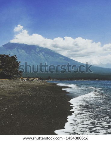 Mt. Agung, so far active volcano in eastern Bali.