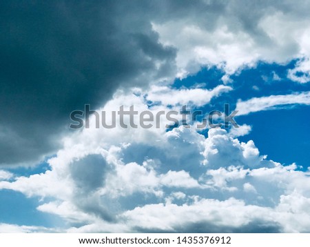 The sky and the clouds in the daytime Royalty-Free Stock Photo #1435376912