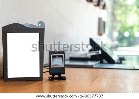 blank frame with electronic payment