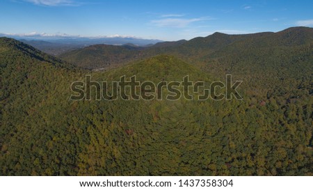 Aerial Drone Fall Season Natural Landscape Tourism Photography Scenic Colorful Background Green Forest North Carolina Mountains Mountain Range Panorama Blue Sky Outdoor