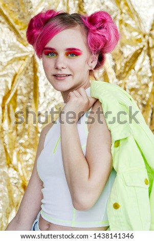 woman with pink hair fashion style
