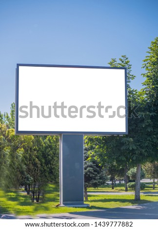 outdoor advertising works on the streets