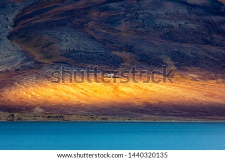 Sunset in the mountains opposite of Longyearbyen, Spitsbergen Longyearbyen Svalbard Wallpaper norway landscape nature