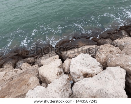A Beautiful Sea Rocks And Waves Picture With Lovely Weather