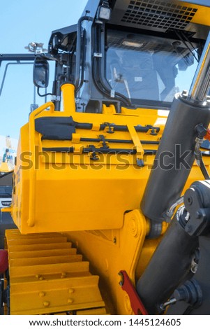 Close-up picture of a bulldozer track
