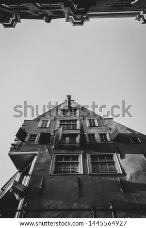 Black and white image of typical house in Amsterdam