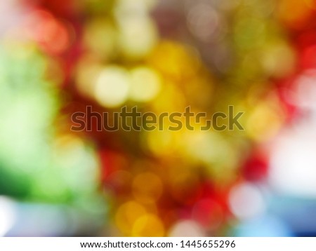 Bokeh: Taking background shots out of focus caused by backlit lenses, resulting in a green image or "defocus" White, Black, blue, yellow, red and green.  