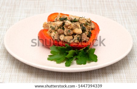 Chicken meat with sweet pepper