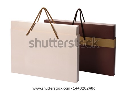 Paper shopping bags (clipping path) isolated on white