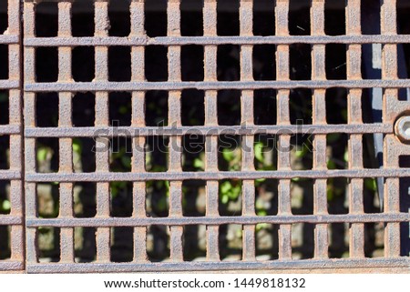 Photo of the old iron lattice.