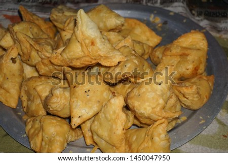 indias food and breakfast samosa Royalty-Free Stock Photo #1450047950