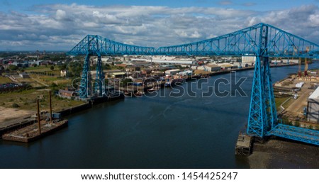  Middlesbrough Transporter Bridge that crosses the river Tees between Middlesbrough and Stockton. Iconic bridge over 100 years old