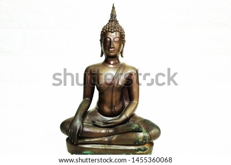 A Buddha image in Thailand typically refers metal