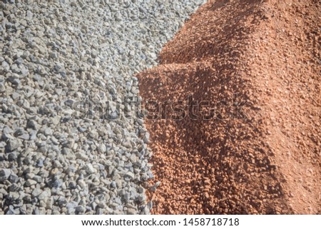 layer for the production of tennis courts, minced bricks and clay