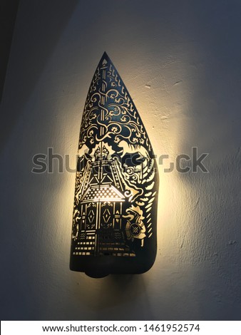 wayang’s inspired wall lamp design