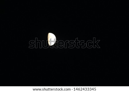 Photography of the moon during a night of july