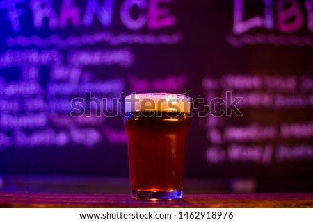 Beer bar pub night ph Pasto Picante 