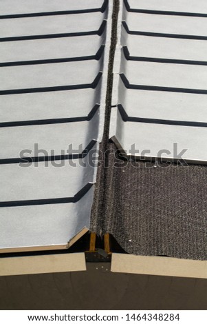 a new gray aluminium roof