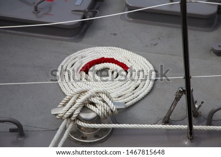 White Rope Cove. Mooring rope